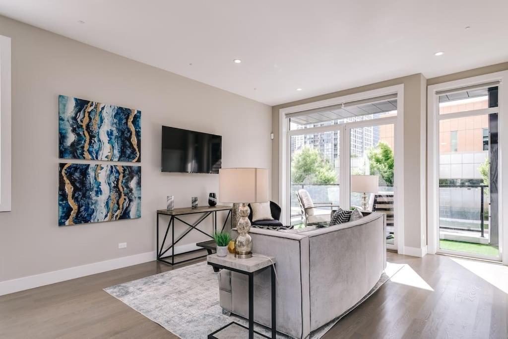Stunning Duplex Condo #1 - Downtown River North Chicago Dış mekan fotoğraf